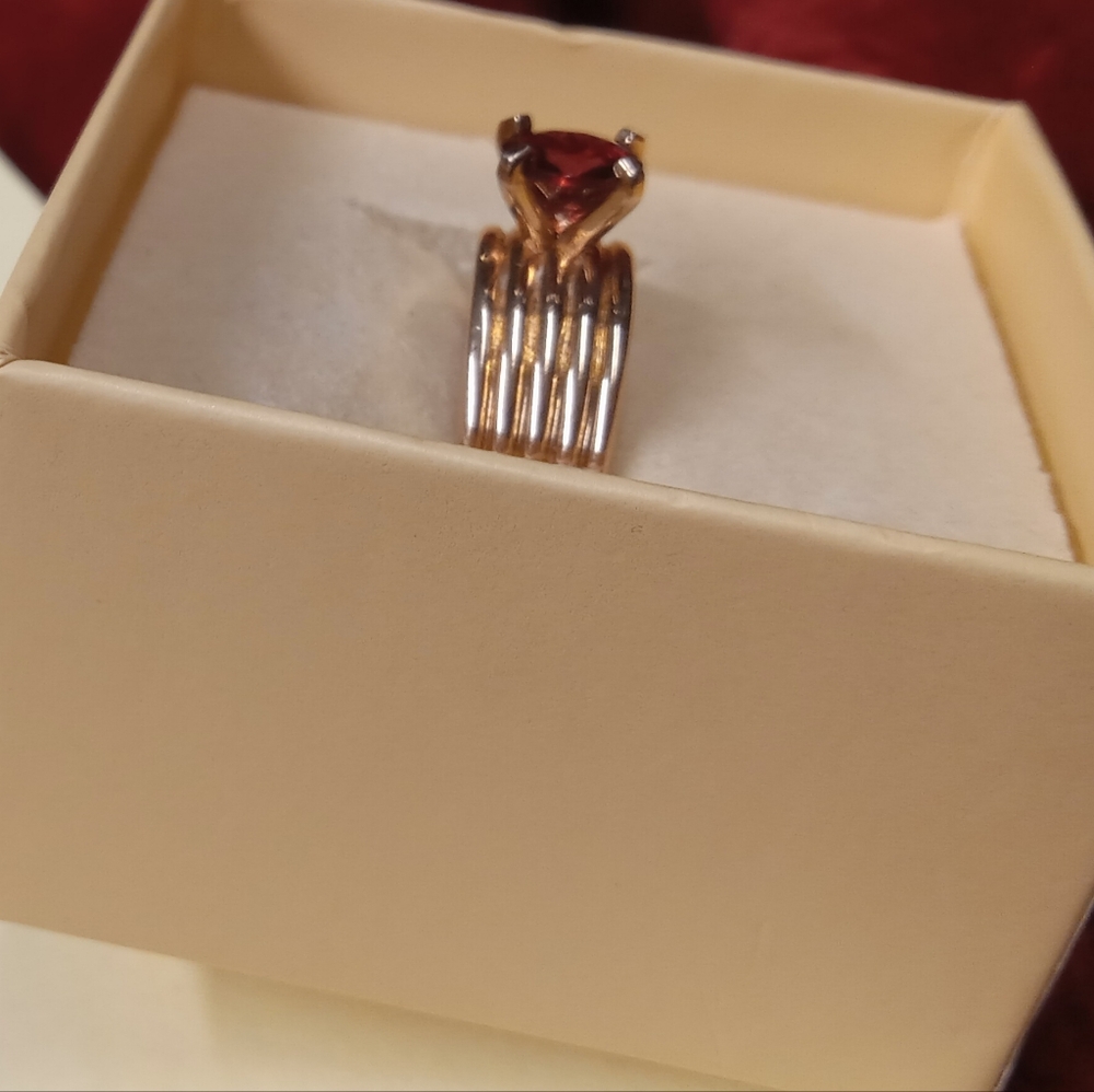 Sterling Silver 925 Gold Tone Pink Gemstone  Ring size 6 - Picture 3 of 13